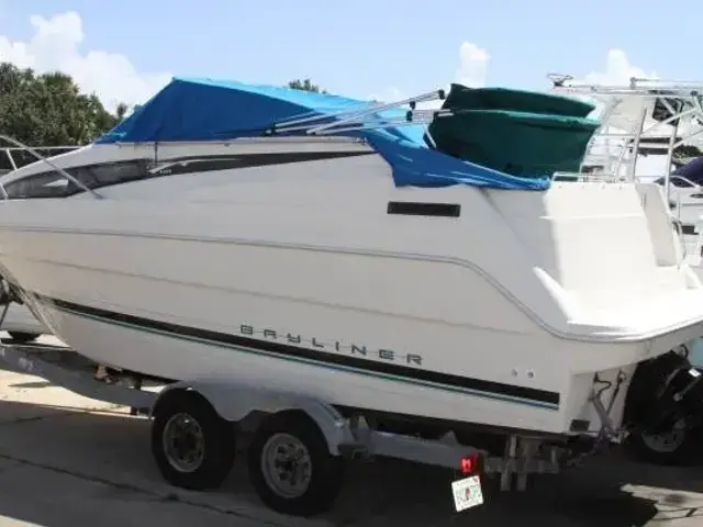 Bayliner Ciera 2355 Sunbridge