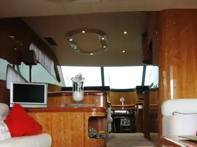 Elegance Yachts 65