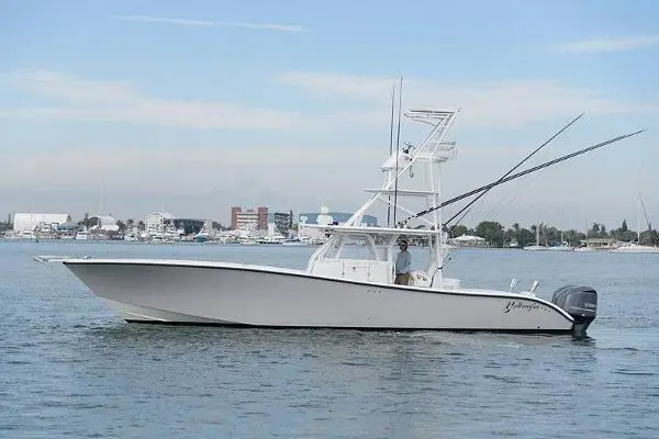 42 Offshore - Yellowfin