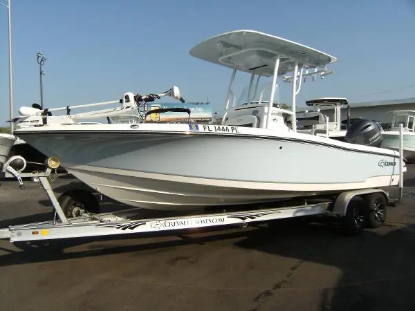 Bayliner 24 Bay