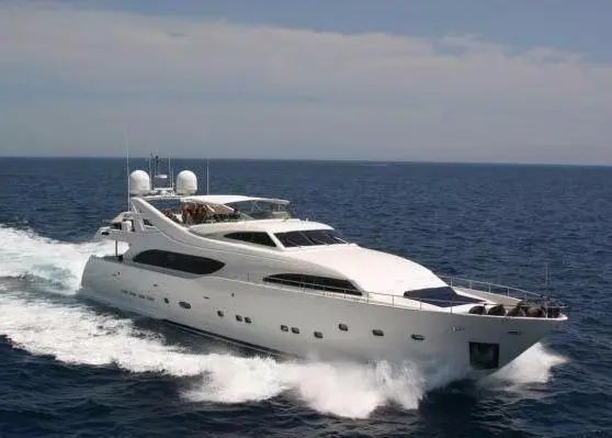 Azimut Custom Line 112