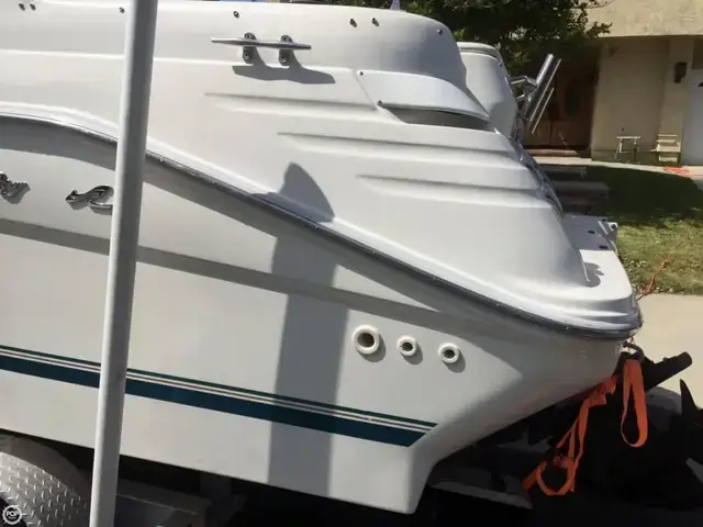 Sea Ray 270 DA