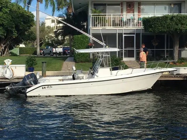 Cobia 274 Center Console