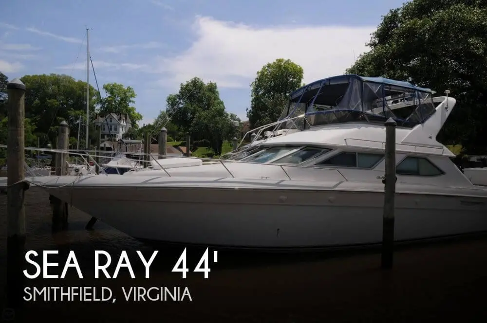 Sea Ray 440 Express Bridge