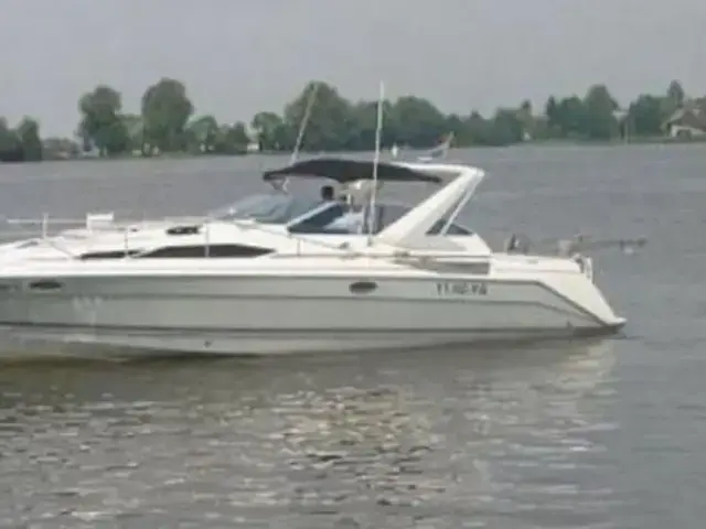 Bayliner AVANTI 3650