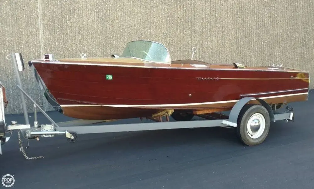 Chris Craft Resorter 16