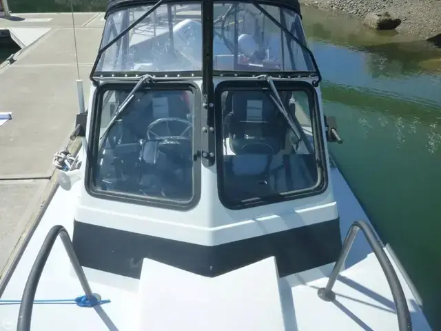 Boston Whaler 25 Guardian Sentry