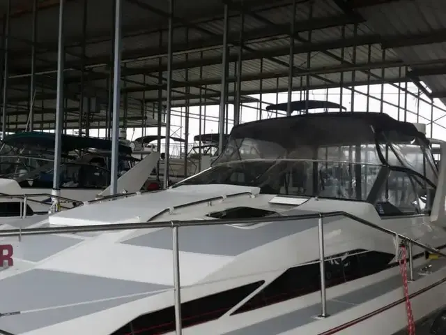 Bayliner AVANTI 3650