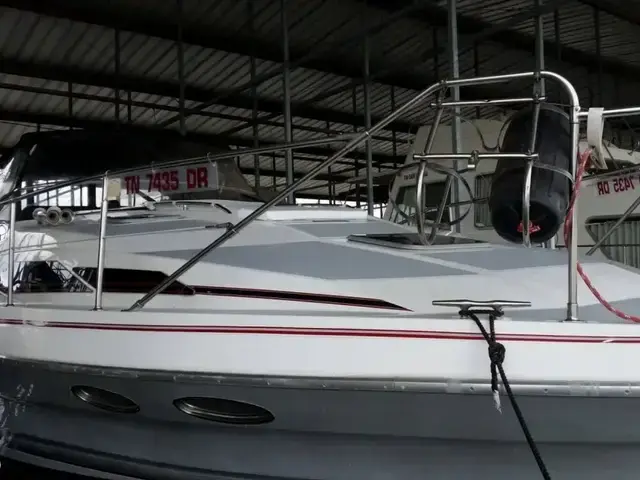 Bayliner AVANTI 3650