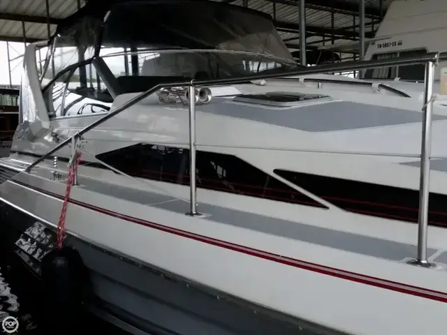 Bayliner AVANTI 3650