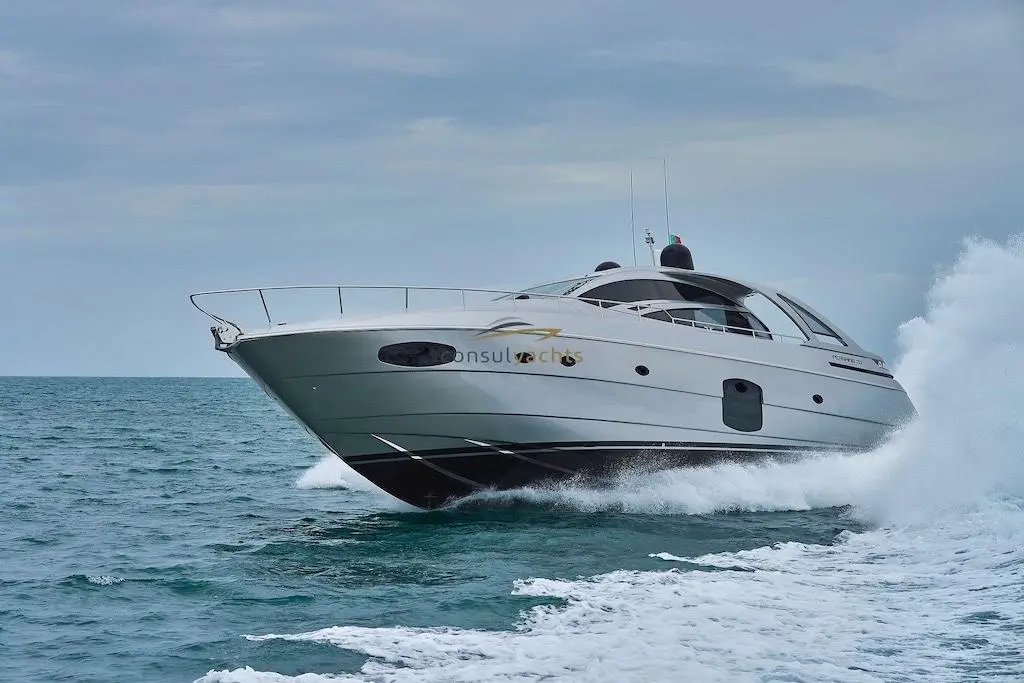 Pershing 70