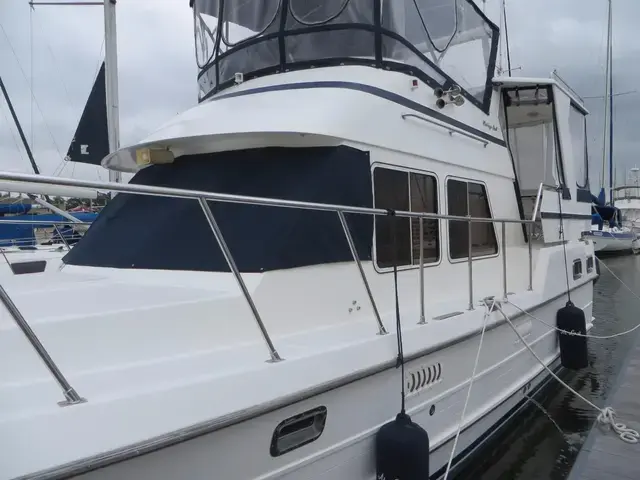 Heritage East 36 Sundeck Trawler