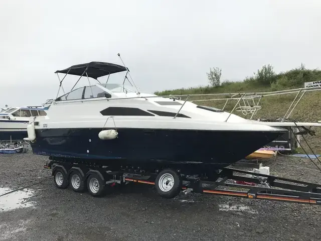 Bayliner 2455 CIERRA