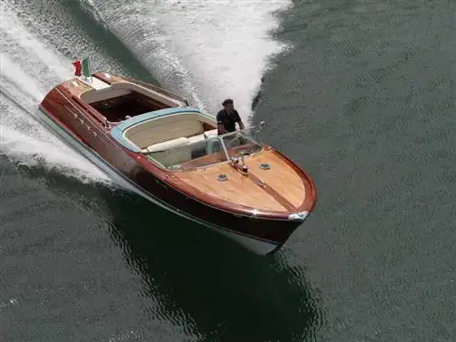 Riva Aquarama