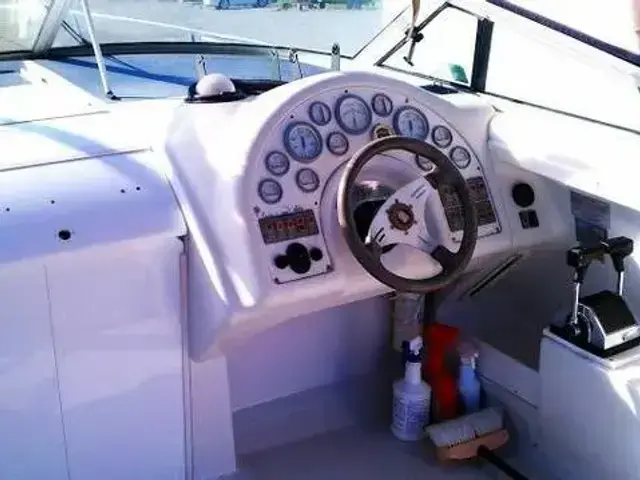 Chris-Craft Stinger 32