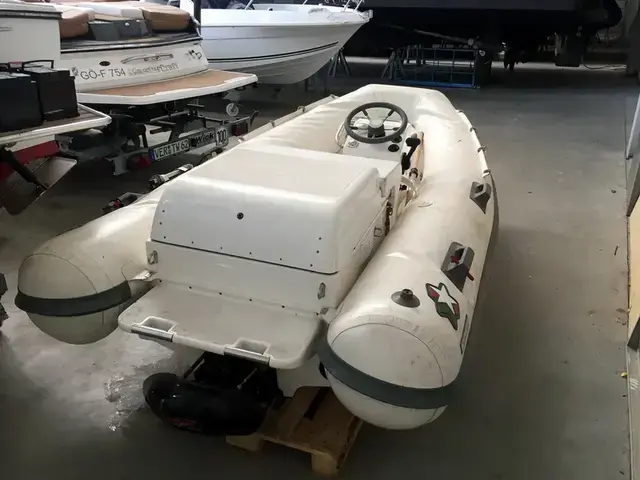 Nova Marine Novamarine RH 350 Jet