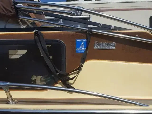 Ranger Boats Day Cruiser