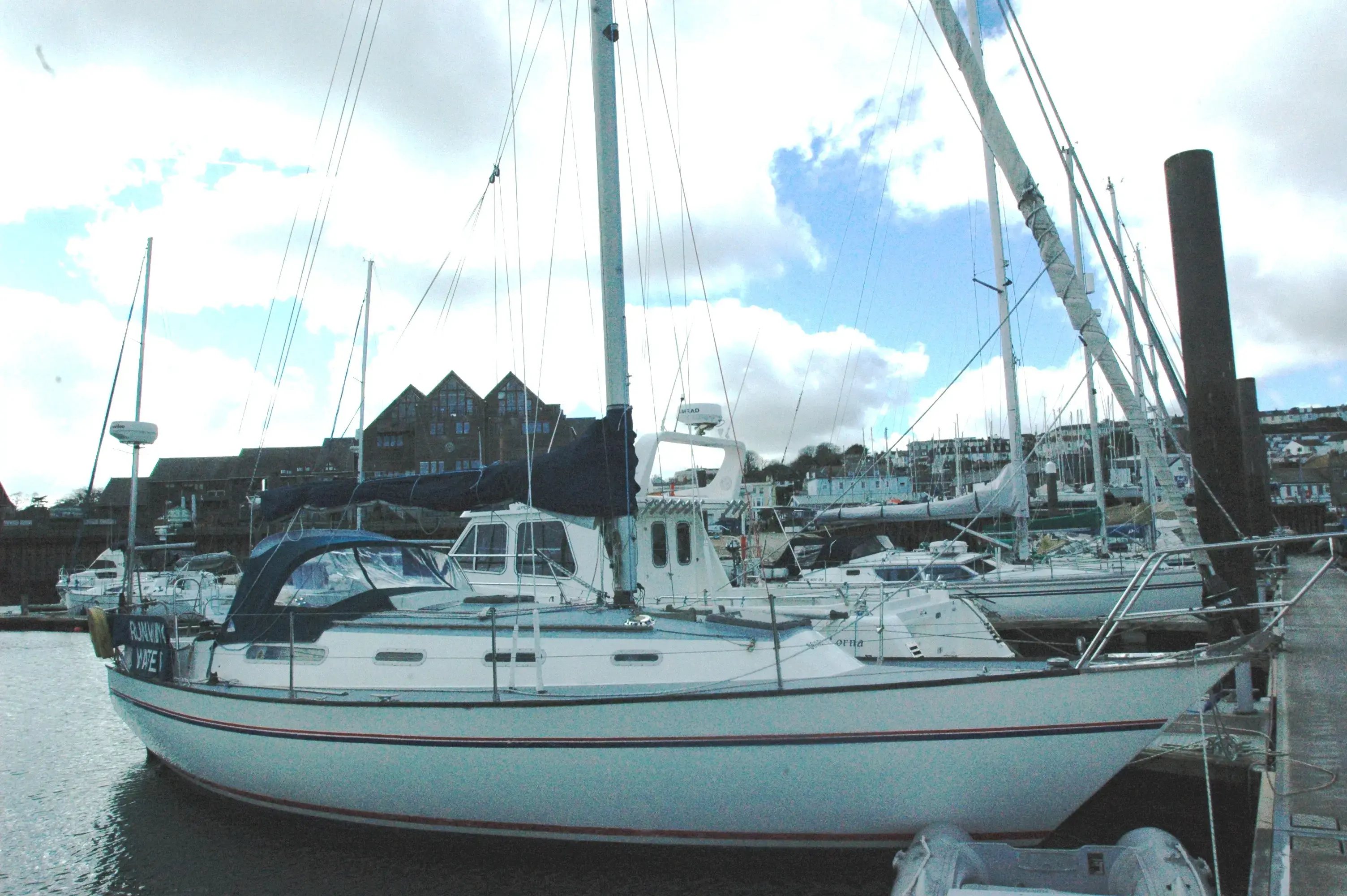 Hallberg Rassy 34