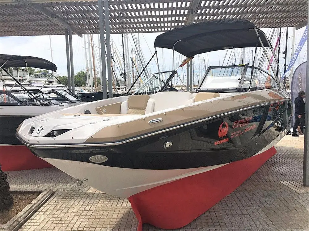 Scarab Boats 255 Platinum