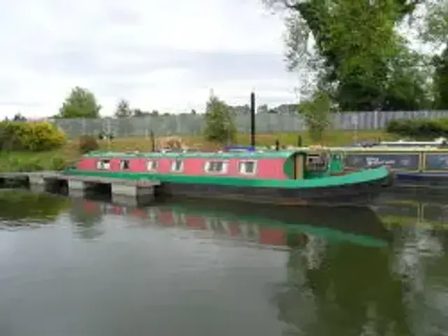 Harborough Marine Cruiser Stern Narrowboat