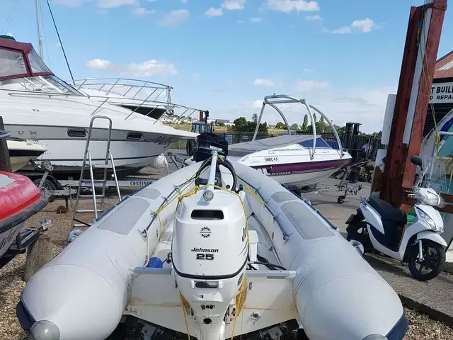 Valiant V 450 RIB