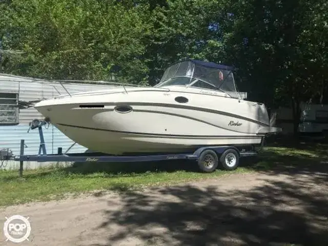 Rinker Fiesta Vee 250