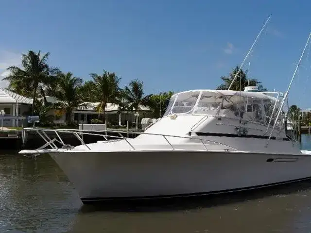 Ocean Yachts 40 Express