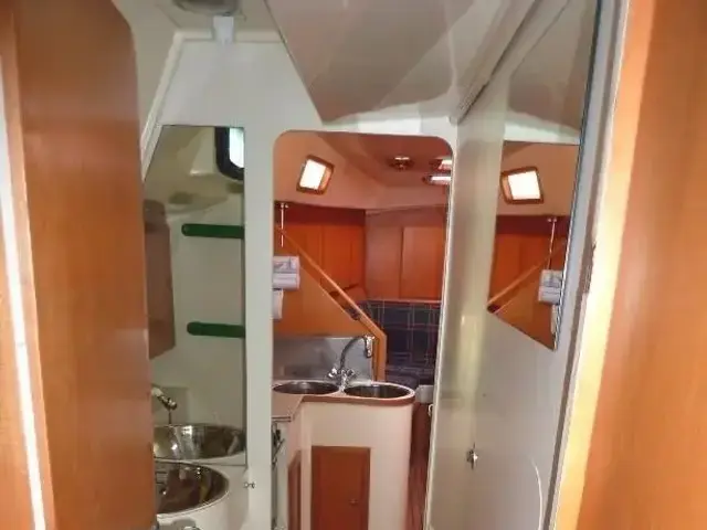 Ferretti Yachts Altura 10