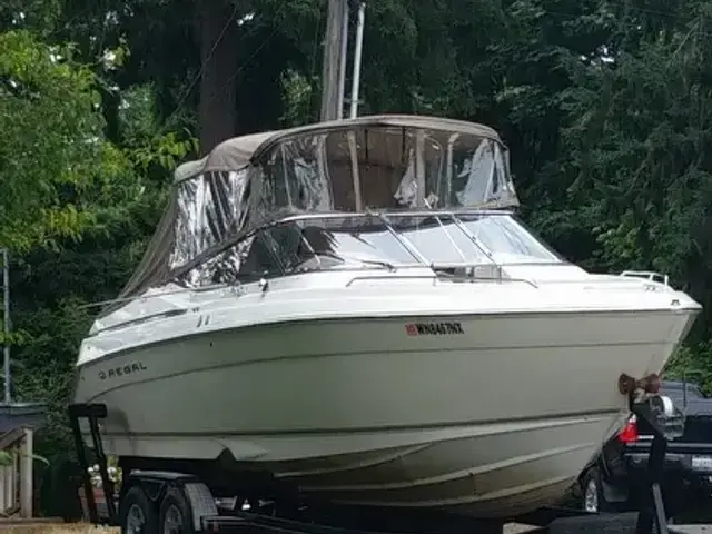 Regal 2900 LSR Bowrider