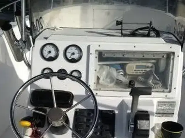 Cobia 204 Center Console