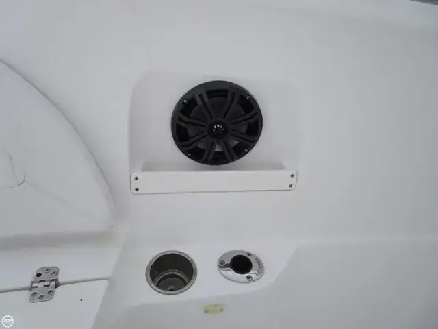 Sailfish 2660 Center Console