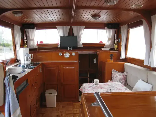 Blue Ocean Trawler 36 Trawler