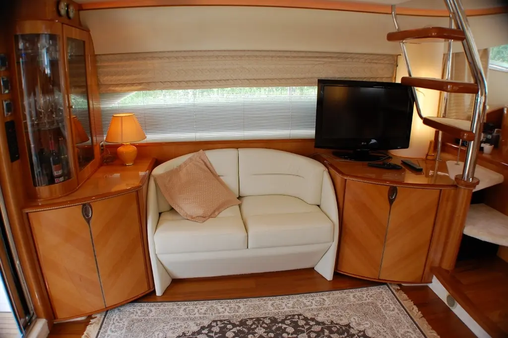 2002 Princess 65