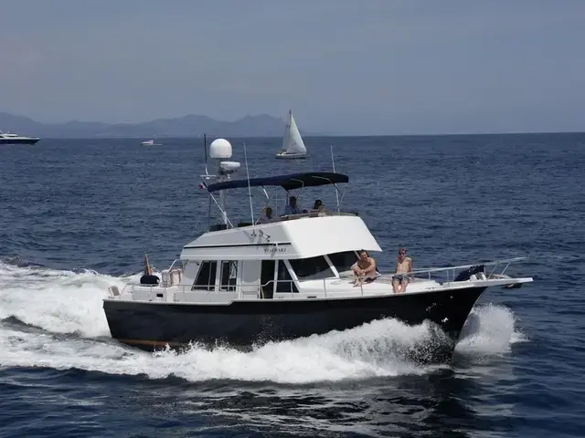 Mainship Boats Trawler 460