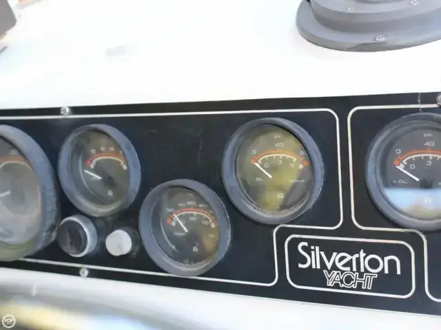 Silverton 29 Sport Cruiser