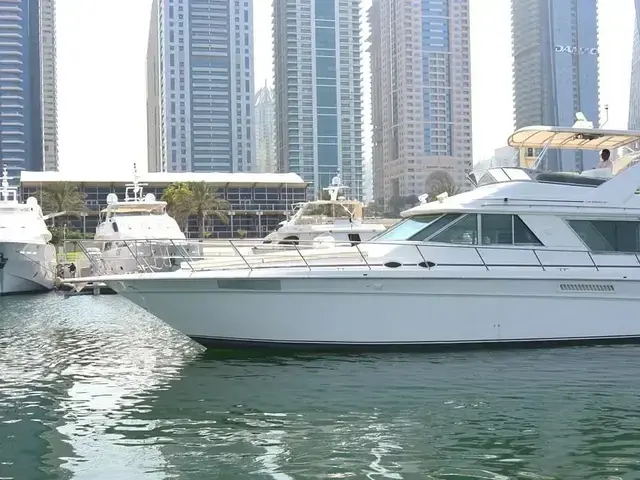 Sea Ray 550 Sport Motor Yacht