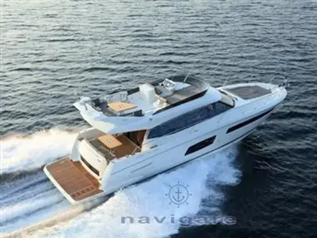 Prestige 560