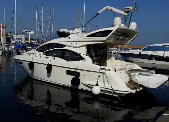 Jeanneau 38 Flybridge