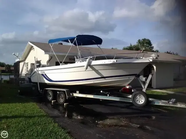 Cobia 204 Center Console