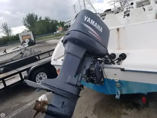 Cobia 204 Center Console