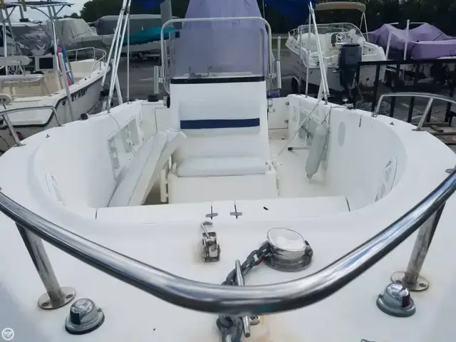 Cobia 204 Center Console