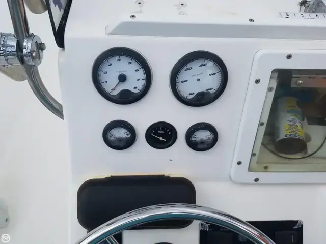 Cobia 204 Center Console