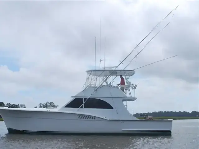 Hatteras Custom Convertible