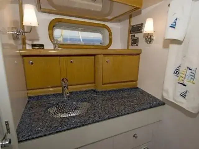 Kanter 65 Pilothouse Bouganvillea