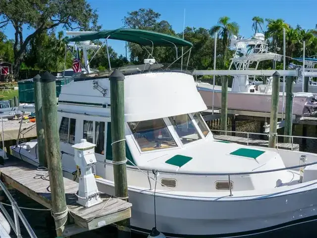 Mainship Boats 39 Trawler