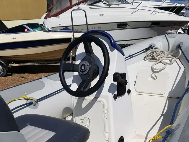 Valiant V 450 RIB