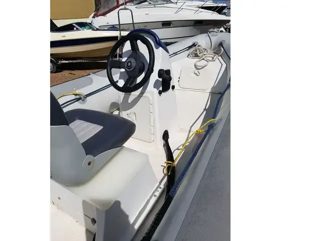 Valiant V 450 RIB