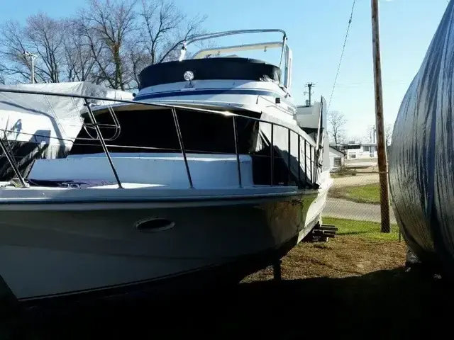 Bluewater 42 CR Coastal Cruiser