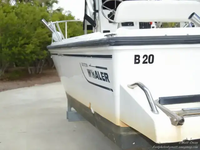 Boston Whaler 17 Outrage II