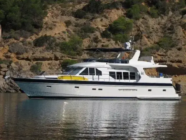 Trader Sunliner 64